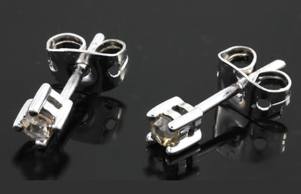 0,16 ct fancy color özel kesim elmas tasli tek tas küpe en uygun fiyat garantisi ile. Baska yerde yok!
